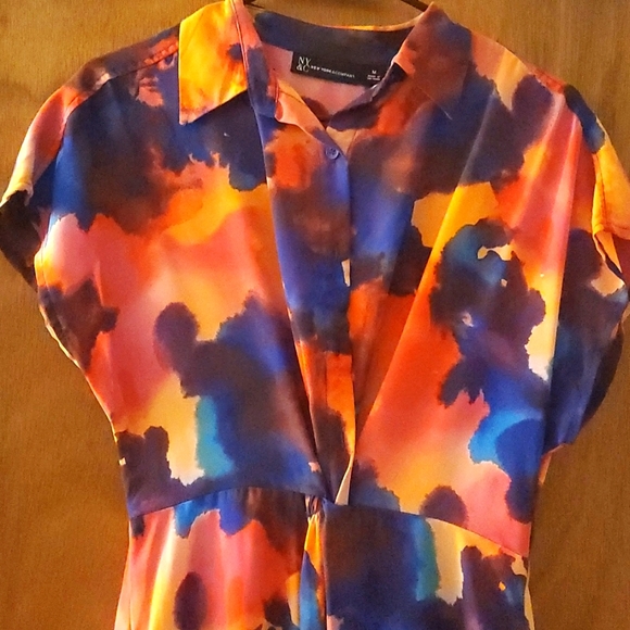 Dress - Picture 1 of 3